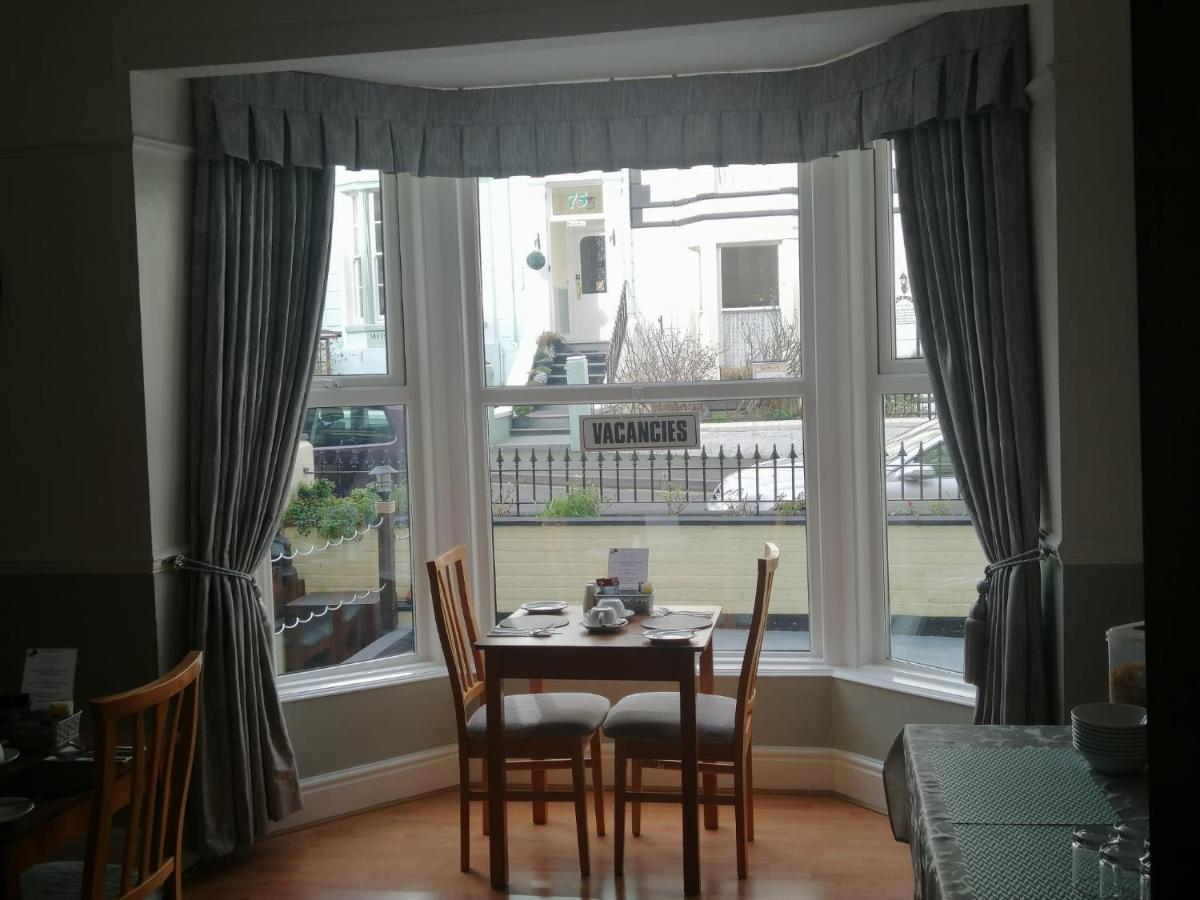 No 6 Quality Guesthouse Llandudno Buitenkant foto